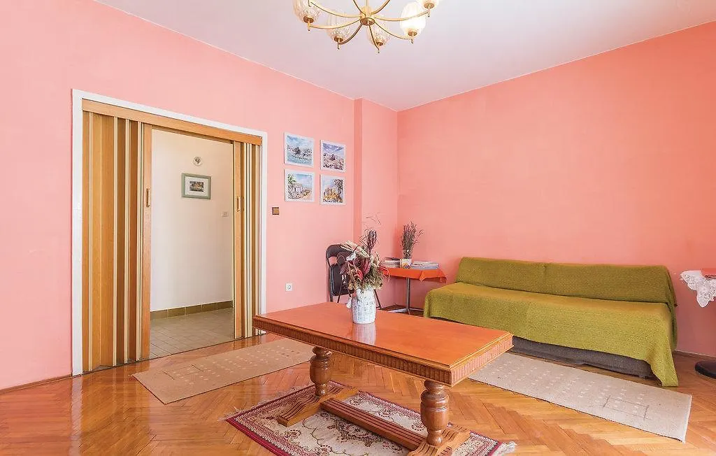 Apartments Fazanska 930